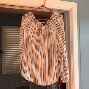 White House Black Market size 6